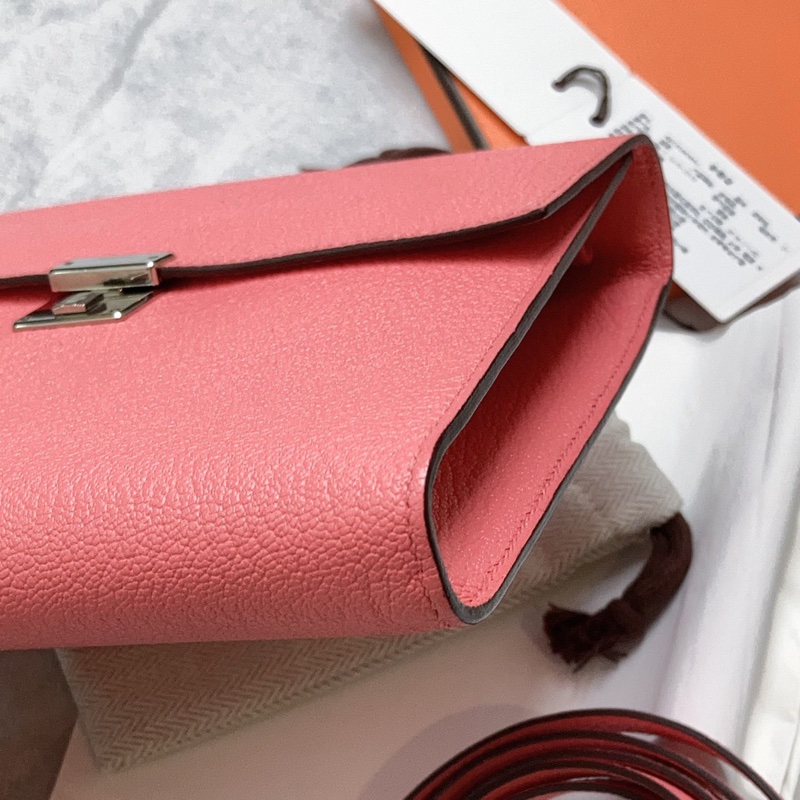 【近新閒置品】愛馬仕 Hermes clic16 D刻 單肩斜挎包山羊皮 k4夏日粉-4