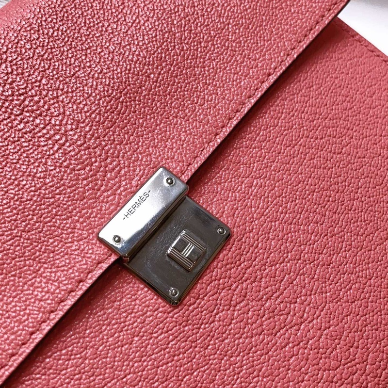 【近新閒置品】愛馬仕 Hermes clic16 D刻 單肩斜挎包山羊皮 k4夏日粉-6