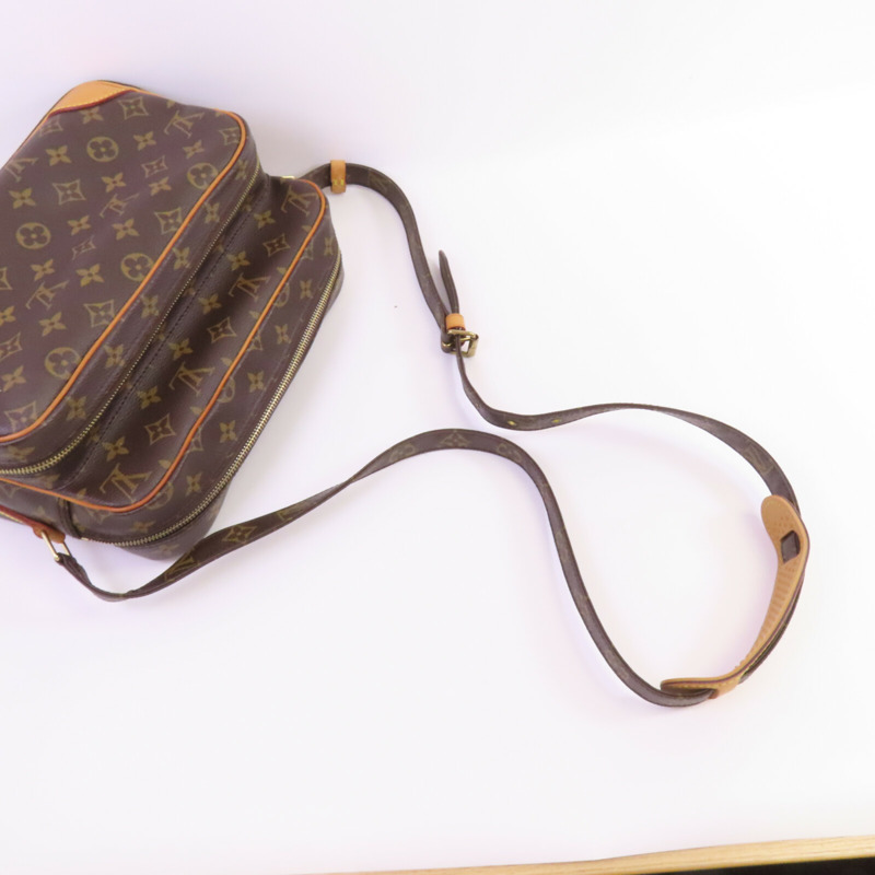 LOUIS VUITTON Monogram Nile金扣肩背袋-4