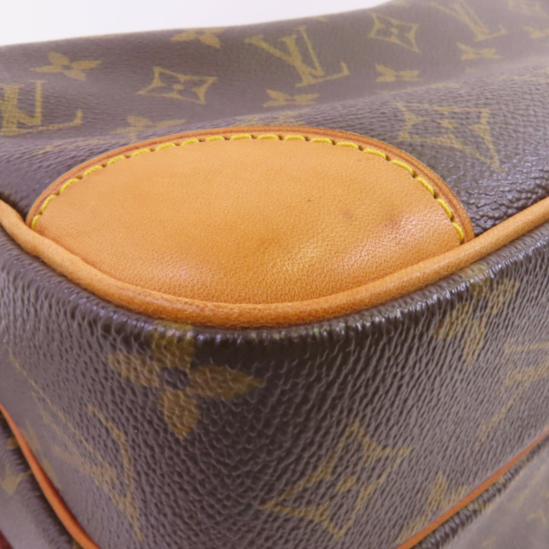 LOUIS VUITTON Monogram Nile金扣肩背袋-5