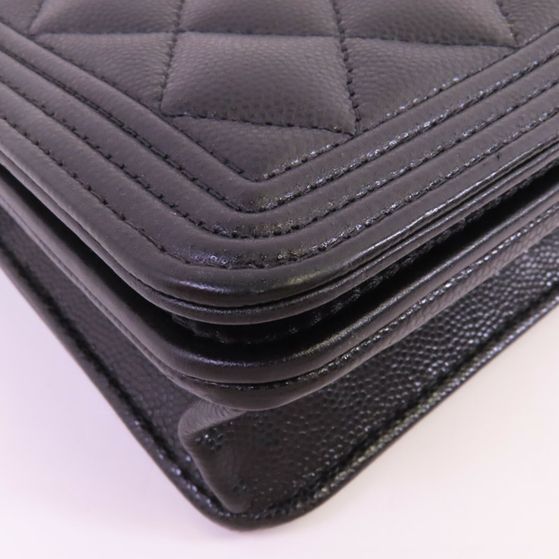 CHANEL 牛皮皮革Boy WOC Wallet On Chain金扣鏈帶肩背袋-5