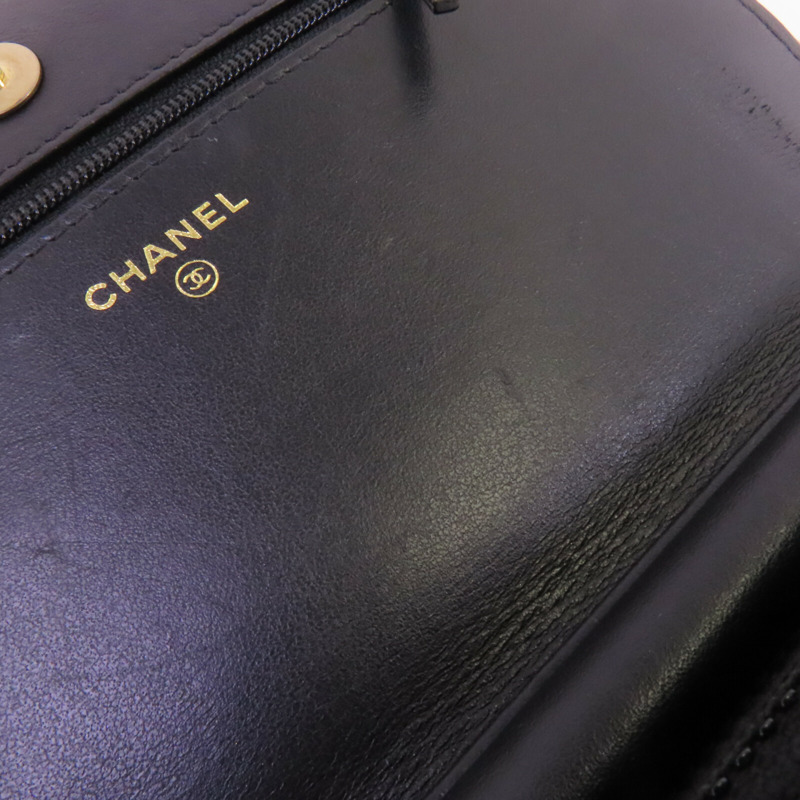 CHANEL 牛皮皮革Boy WOC Wallet On Chain金扣鏈帶肩背袋-11