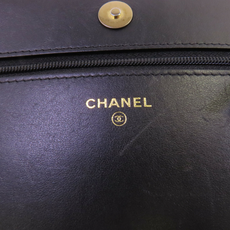 CHANEL 牛皮皮革Boy WOC Wallet On Chain金扣鏈帶肩背袋-14