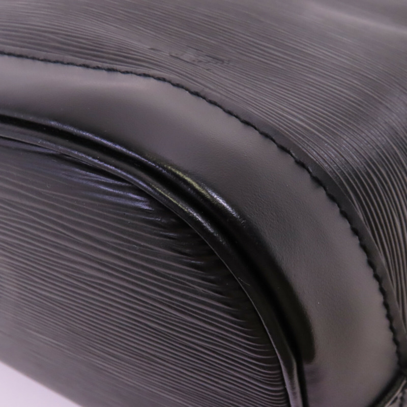 LOUIS VUITTON Epi Alma MM金扣手挽袋-6