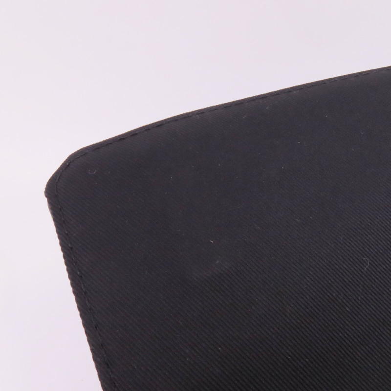 LOUIS VUITTON Monogram Eclipse District PM肩背袋-10