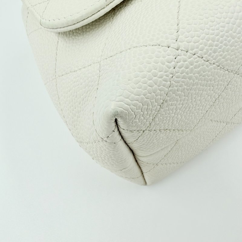 CHANEL - 白色牛皮淡金釦鏈條口蓋包-7