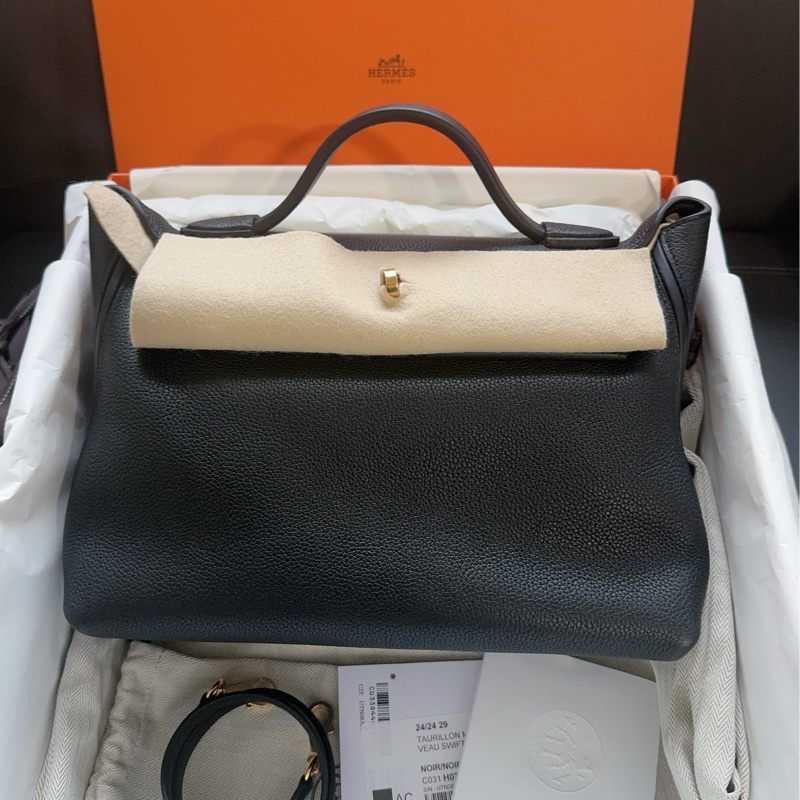 Hermes爱马仕 2424 小号黑金扣 Togo皮-0