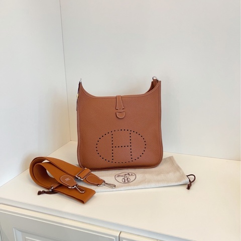 【99新閒置🆕】Hermes 🌟evelyne伊芙琳29 金棕銀扣 B刻 單肩包