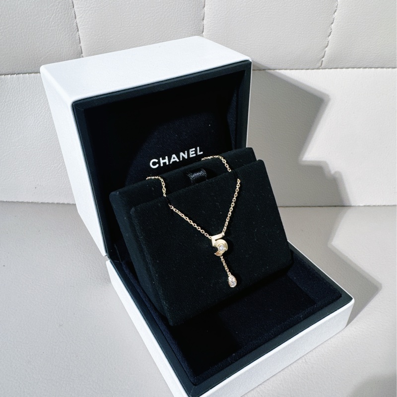 CHANEL香奈儿 EXTRAIT DE N°5系列 18K黄金镶钻N°5水滴流苏项链-1