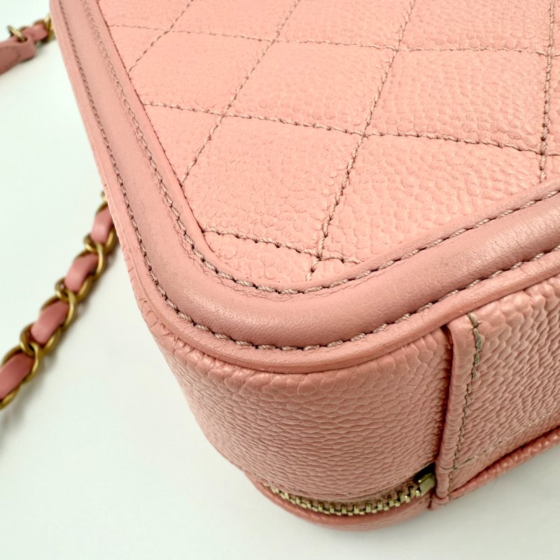 CHANEL - 粉色荔枝皮CC Filigree Vanity Case相機包-9