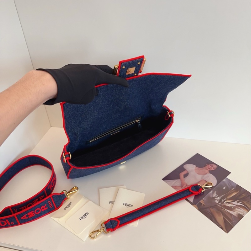 【99新🆕】Fendi Baguette丹寧法棍包 深色牛仔紅色滾邊 大號 單肩包手提包-6