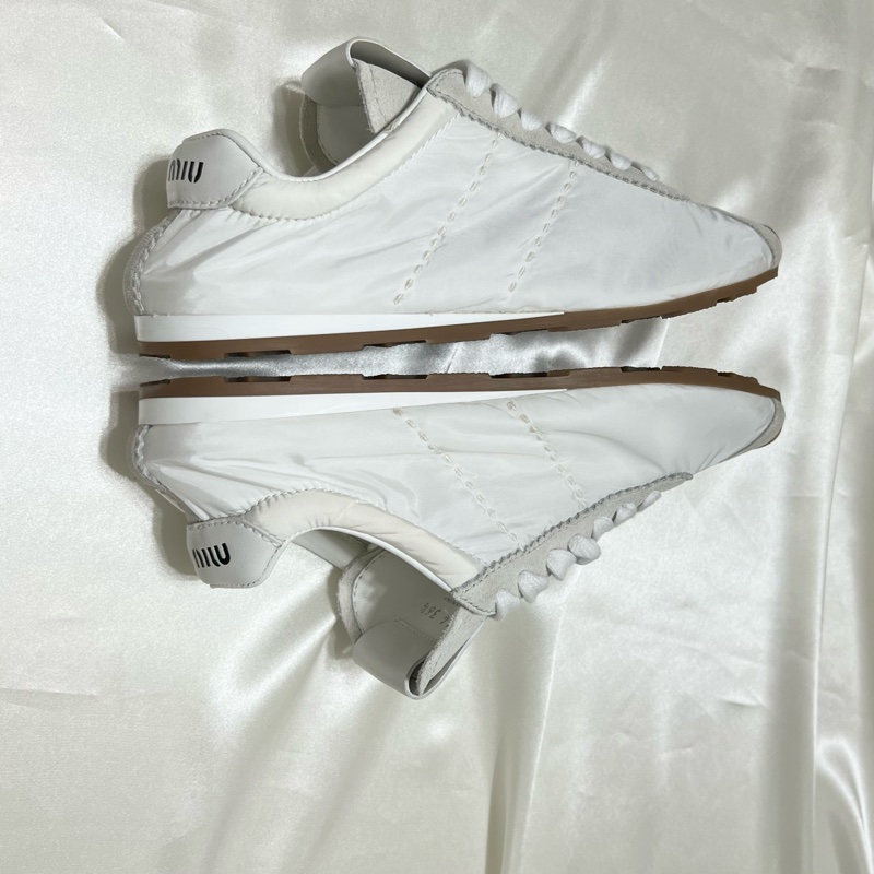 MIU MIU Plume 繫帶運動鞋 得訓鞋 36.5-7
