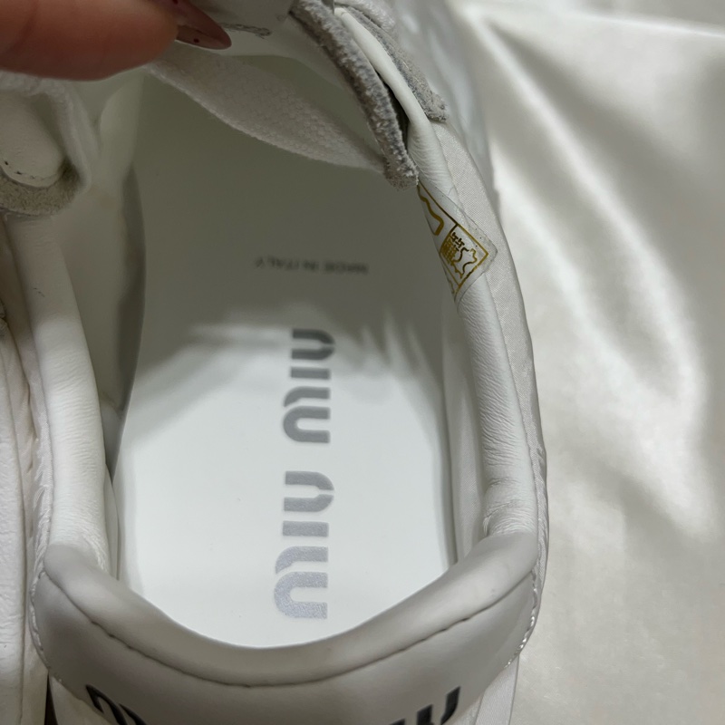 MIU MIU Plume 繫帶運動鞋 得訓鞋 36.5-8