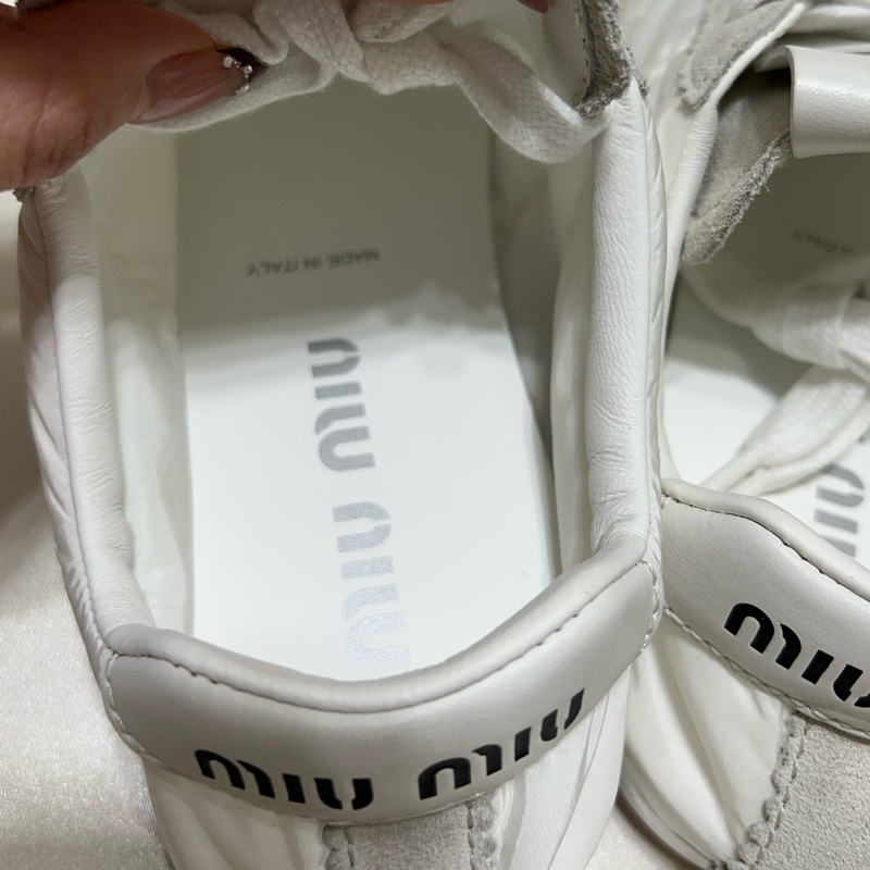 MIU MIU Plume 繫帶運動鞋 得訓鞋 36.5-9
