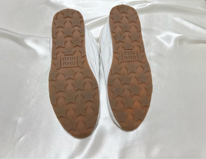 MIU MIU Plume 繫帶運動鞋 得訓鞋 36.5-11