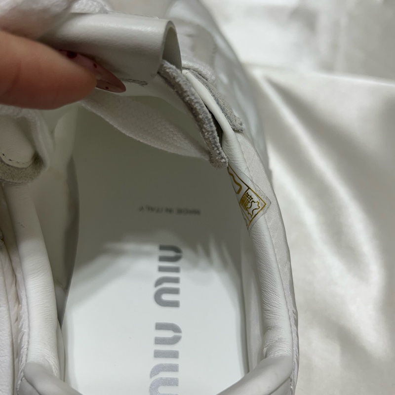 MIU MIU Plume 繫帶運動鞋 得訓鞋 36.5-15