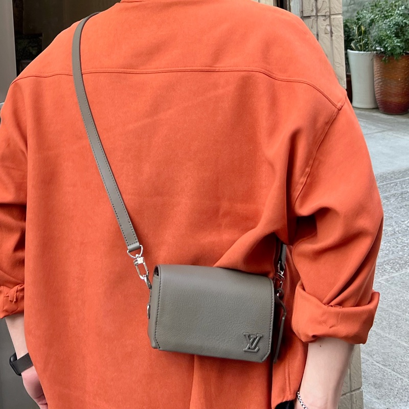 Louis Vuitton-LV質感小包-0