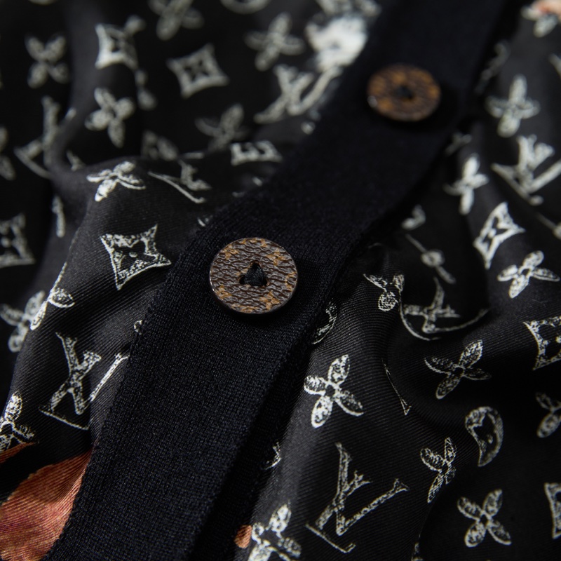 ❤️LV 滿印Logo 貓咪圖案 開衫毛衣-7