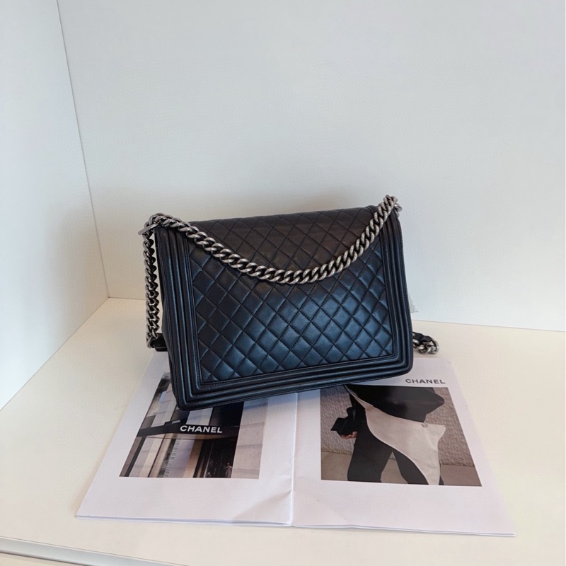 【97新🆕】Chanel 黑銀菱格Leboy XXL 大號 單肩包-1