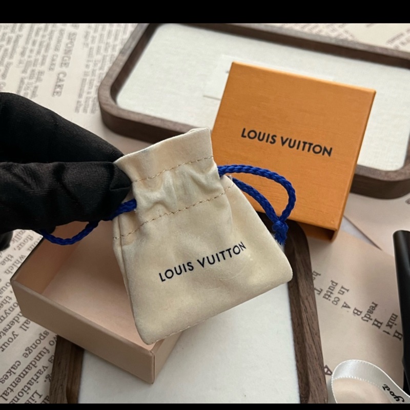 LV「金」老花 戒指💍原廠盒裝配件完整-10