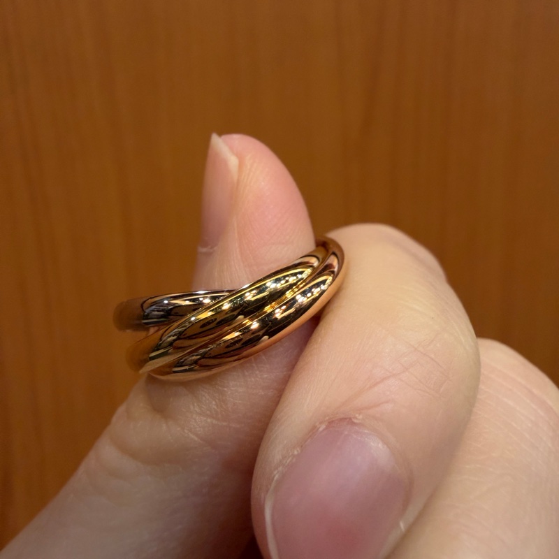 Cartier 750三色K金小型款Trinity三環戒指B42351-2