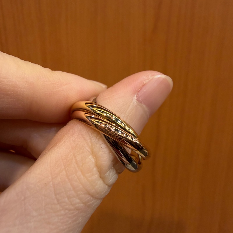 Cartier 750三色K金小型款Trinity三環戒指B42351-3