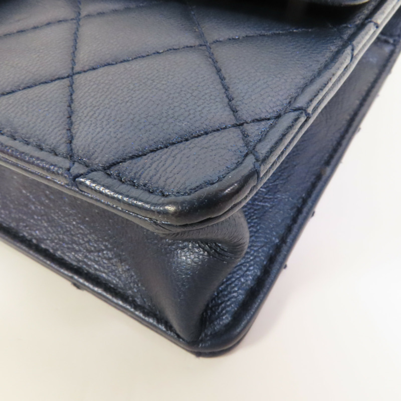 CHANEL 牛皮皮革Chain Shoulder金扣鏈帶肩背袋-13