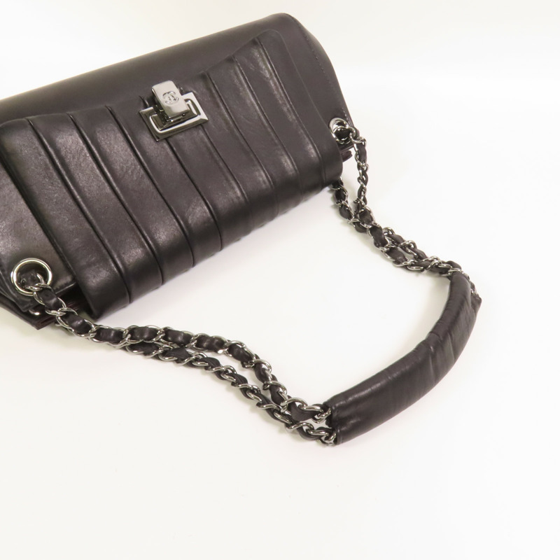 CHANEL 羊皮皮革Shoulder Bag銀扣鏈帶肩背袋-4