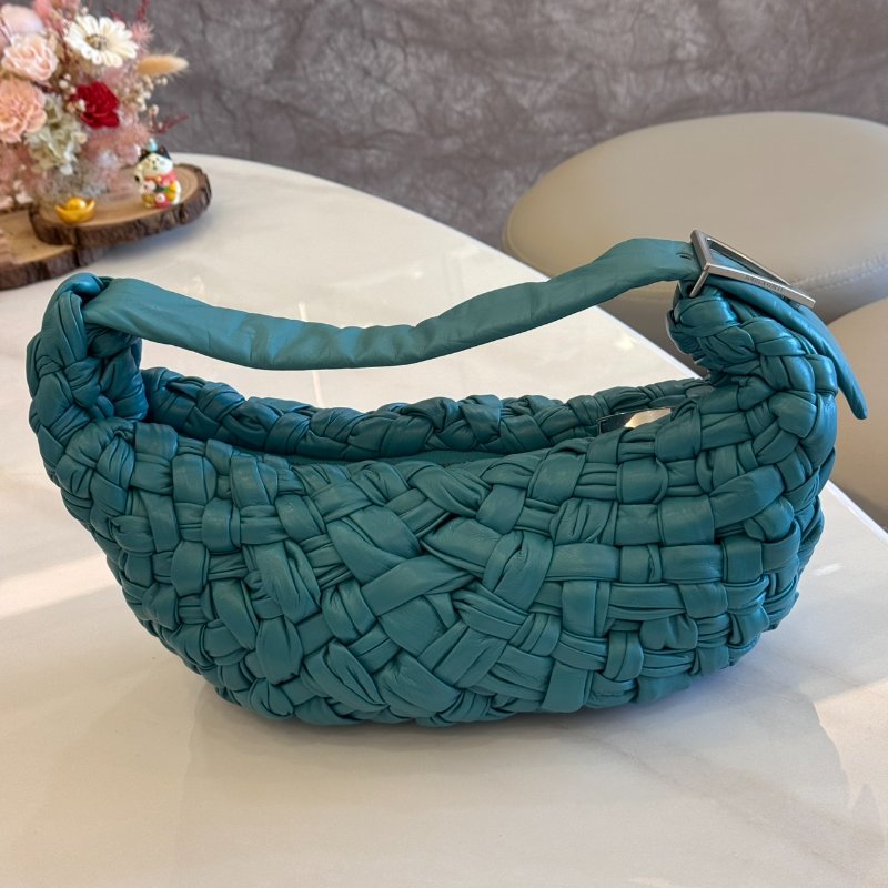 *SHIHNA名牌精品* Bottega Veneta Banana編織肩背包-0