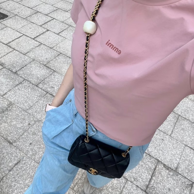 CHANEL - 黑色羊皮金釦24S雙珍珠方胖子-6