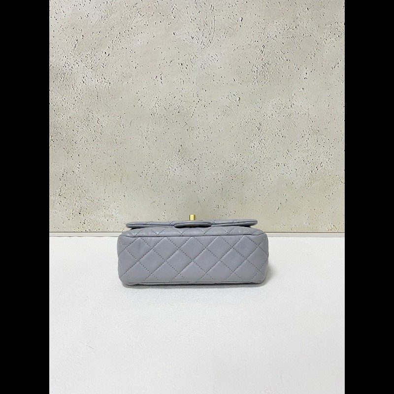 Chanel 21B classic flap mini 灰色金球鏈條包-3