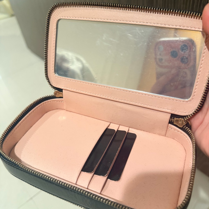 香奈兒雙層化妝箱包-8