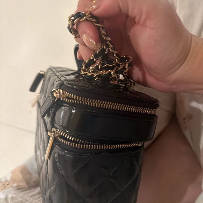 香奈兒雙層化妝箱包-10