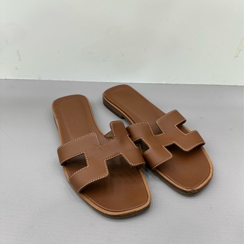 愛馬仕/Hermes Oran 休閒舒適套腳一字拖鞋 34.5碼