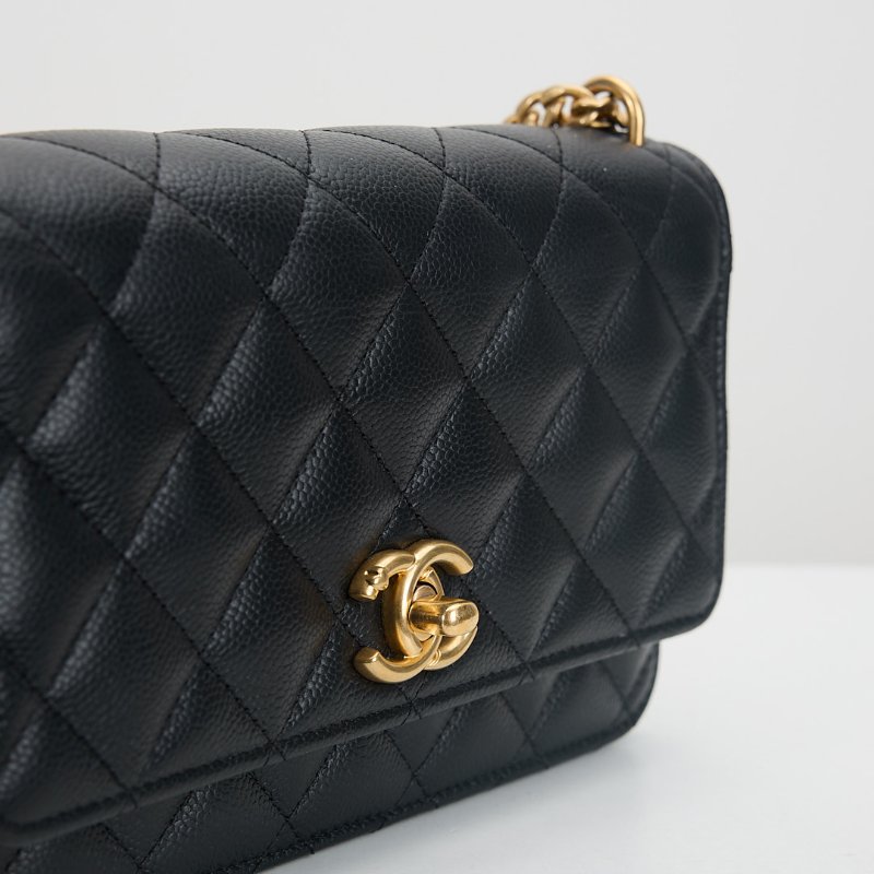 二手Chanel 24P愛心金球woc/黑金牛 芯片款-4