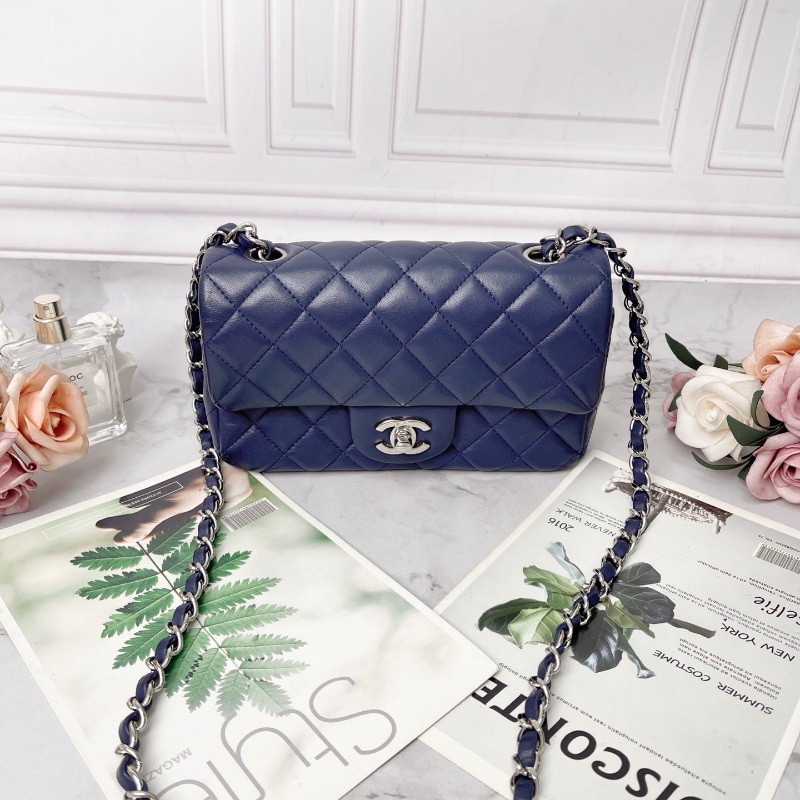 CHANEL 藍色羊皮大mini 肩背包20*12*6 98新配件塵袋保卡-1