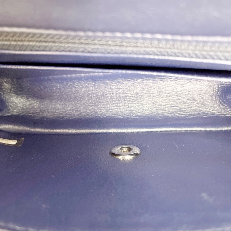 CHANEL 藍色羊皮大mini 肩背包20*12*6 98新配件塵袋保卡-2