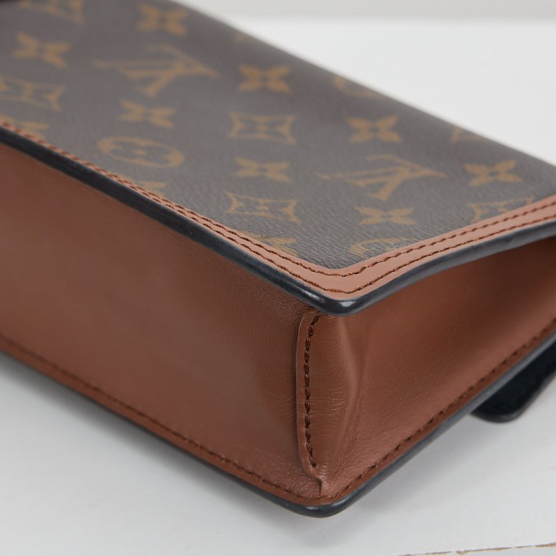 二手Lv 達芙妮WOC /晶片款-6