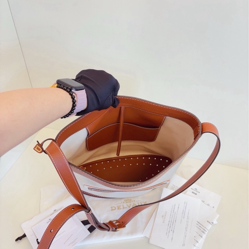 【98新以上🆕】Delvaux  Pin系列 焦糖拼米白帆布菜籃子水桶包 大號-6