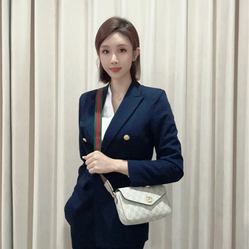 Gucci 新款信封包-1