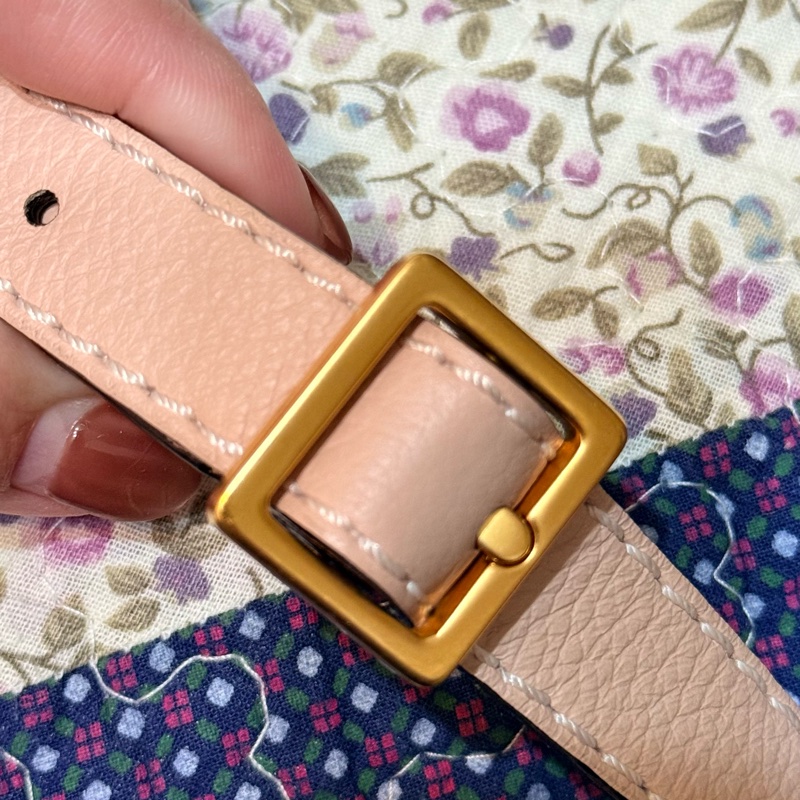 Chloe Marcie 牛皮掀蓋斜背鈴鼓包-裸色-3