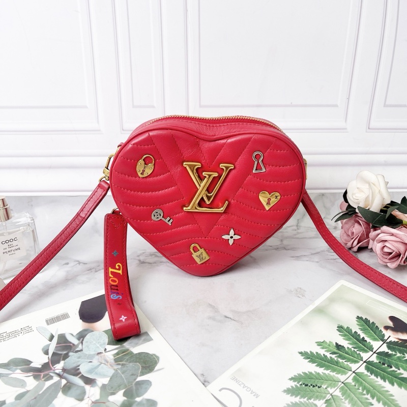 LV 紅色愛心NEW WAVE HEART斜背包 18*15.5*5 98新配件塵袋-4