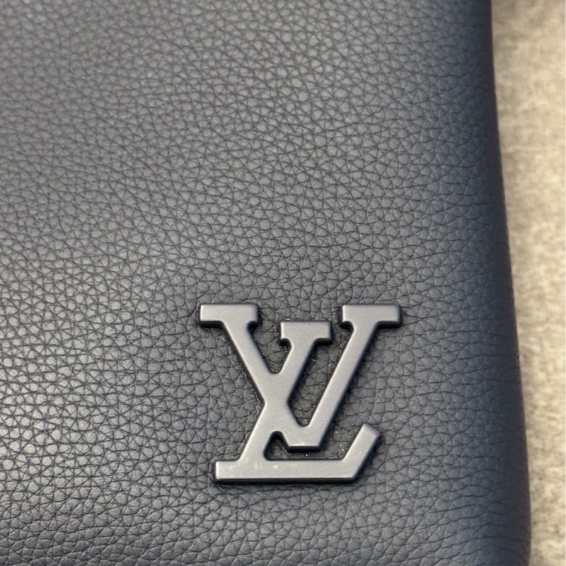 LV takeoff pouch手拿包-5