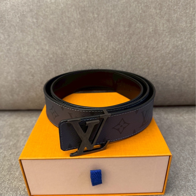 LV灰色老花皮帶-0