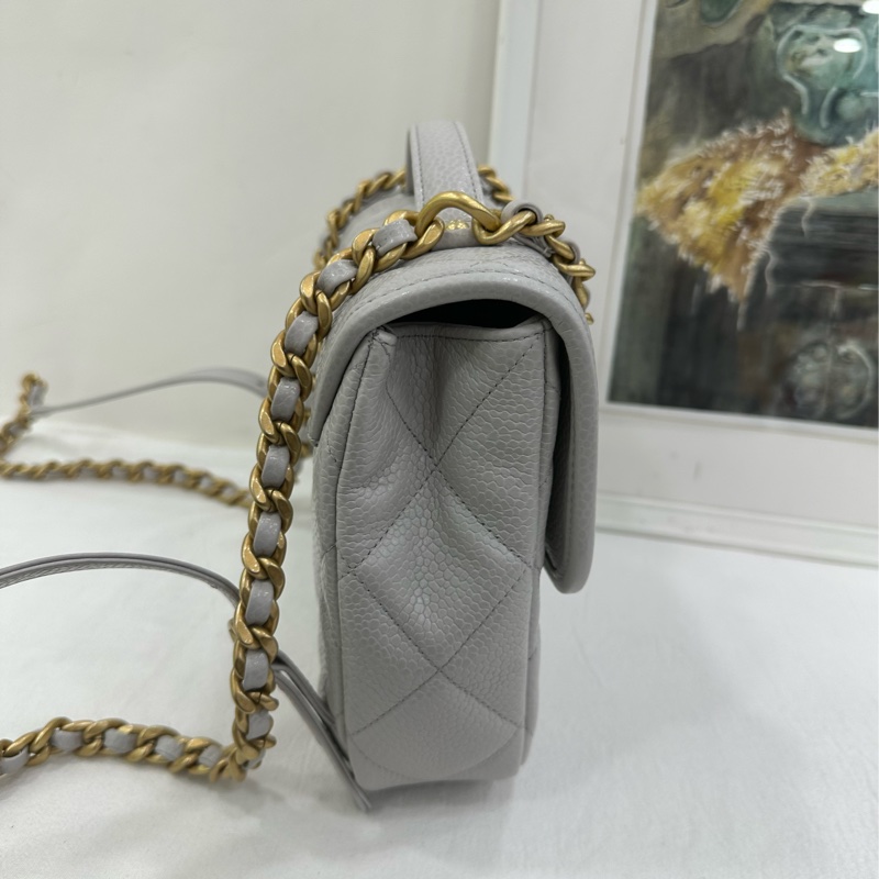Chanel 香奈兒 25A灰色荔枝皮雙肩包 韓國限定 金扣 奶白色超奶呼 可手提可雙肩 金色鏈條+手柄 經典菱格紋 尺寸：24*18*6-3