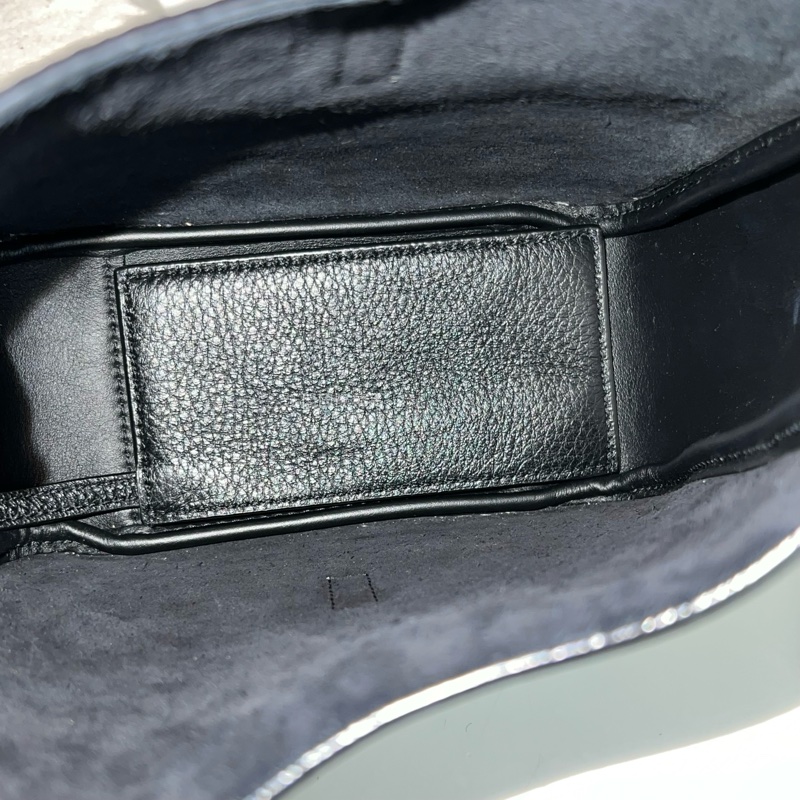 YSL mini hobo 迷你 腋下包/手提包 柔軟粒面皮革BABY手袋 (黑金配色)-13