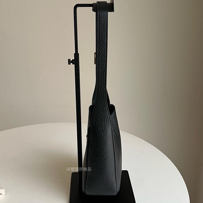 YSL mini hobo 迷你 腋下包/手提包 柔軟粒面皮革BABY手袋 (黑金配色)-18