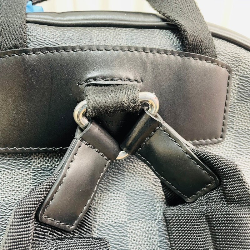 LV  Josh系列 男士黑色棋盤格後背包-8