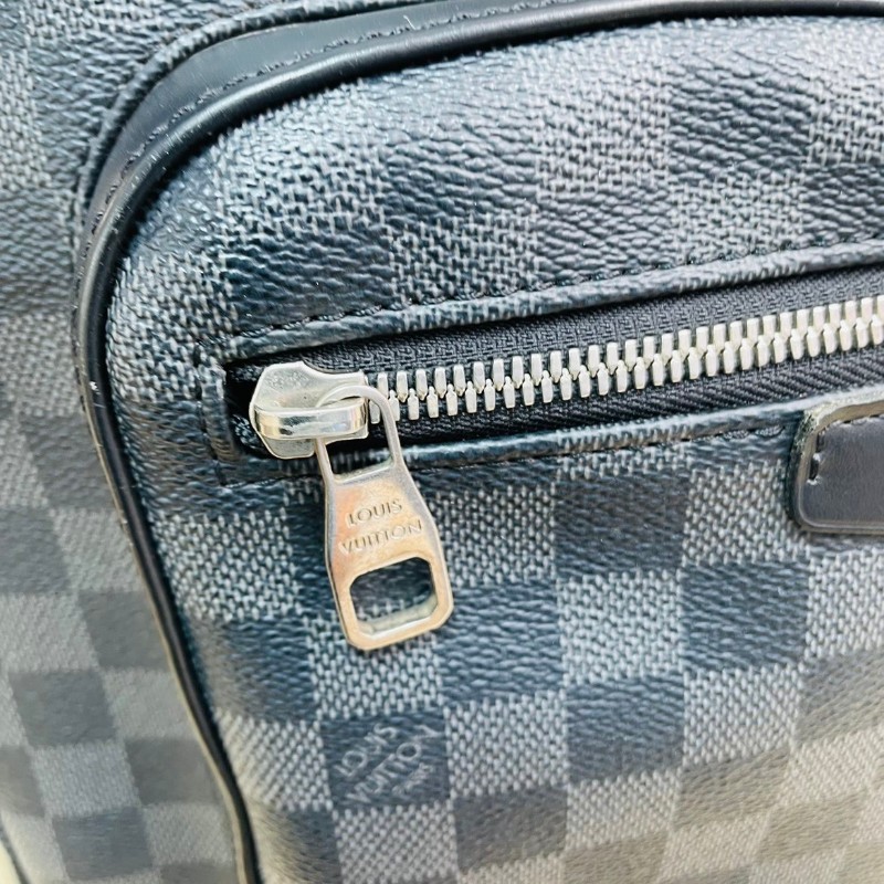 LV  Josh系列 男士黑色棋盤格後背包-13