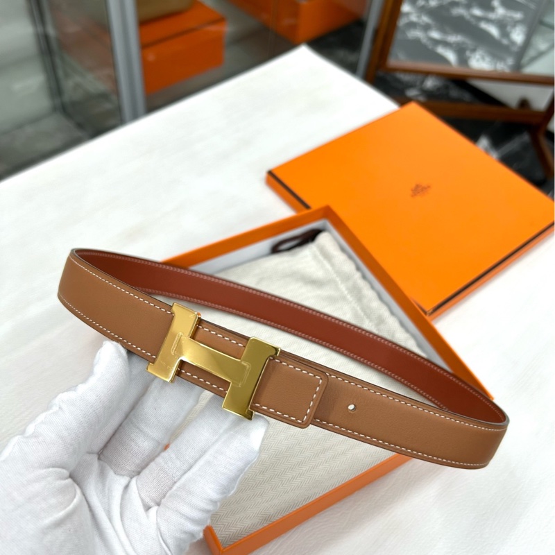 Hermes 金棕/紅棕 雙面H扣腰帶，Y刻，五金後貼保護膜，swift & epsom，70碼 約24mm附件塵袋、原盒。-2